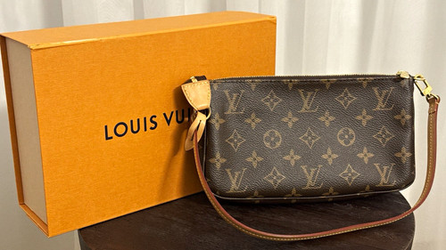 Louis vuitton pochette - vuitton,